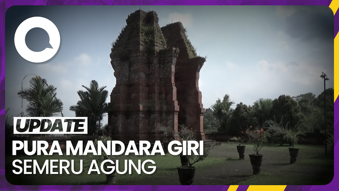 Melihat Salah Satu Pura Tertua di Indonesia