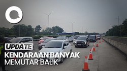 Blokir Tol Jatikarya Belum Dibuka, Kendaraan Mengular di Tol Jagorawi KM 15