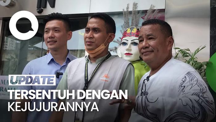 Hotman Paris Temui OB yang Kembalikan Dompetnya Berisi Rp 70 Juta