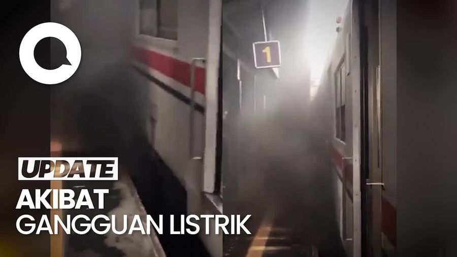 Heboh KRL Rute Bogor-Jakarta Mengeluarkan Asap di Stasiun Bojonggede