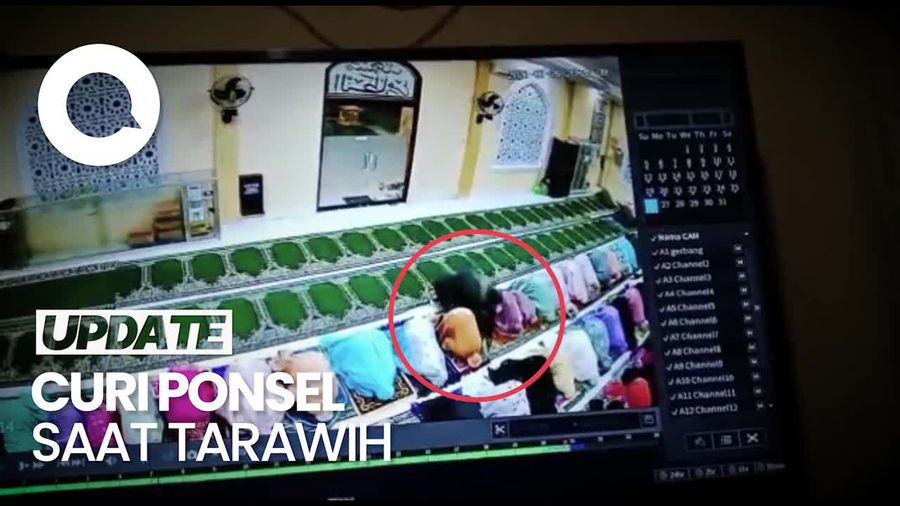 Wanita di Jambi Terekam CCTV Curi Ponsel Jemaah Salat Tarawih
