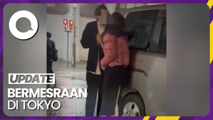 Heboh Harry Styles dan Emily Ratajkowski Kepergok Ciuman