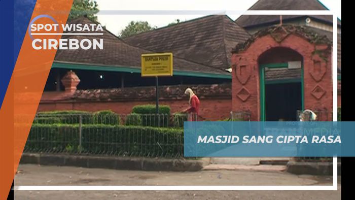 Berkunjung ke Masjid Sang Cipta Rasa Cirebon