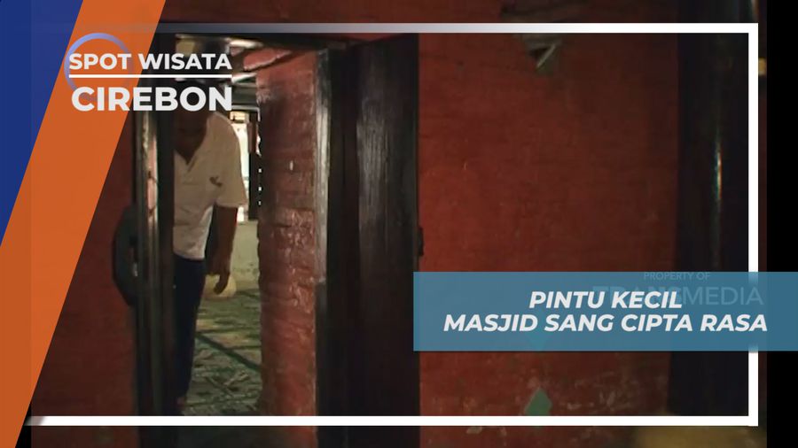 Filosofi Pintu Kecil di Masjid Sang Cipta Rasa Cirebon