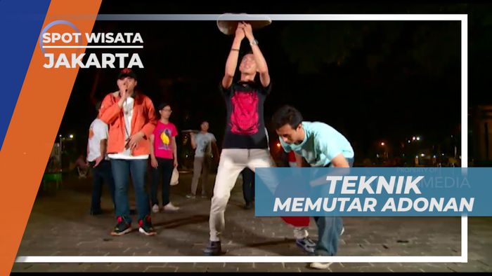 Belajar Teknik Dasar Memutar Adonan Pizza Bersama Anggota Komunitas, Jakarta