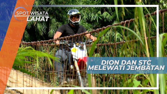Pacu Adrenalin Lewati Jembatan Gantung Dengan Naik Trail, Lahat