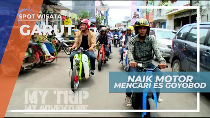Naik Motor Mencari Es Goyobod di Kota Garut