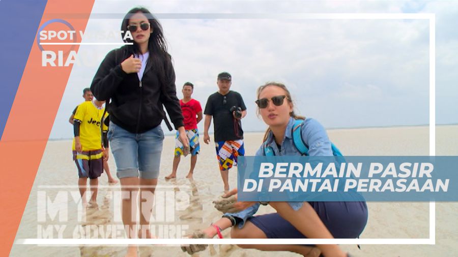 Mengunjungi Pantai Perasaan, Pantai Unik di Tengah Sungai, Riau