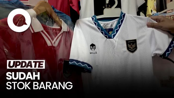 Piala Dunia Tak Jadi Digelar, Pedagang Obral Kaos Bola