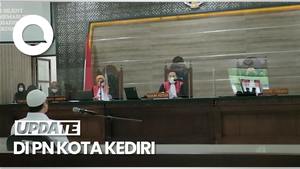 Ferry Irawan Jalani Sidang Kasus Dugaan KDRT Lebih Tenang