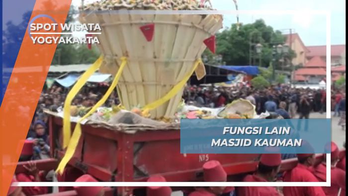 Fungsi Lain Halaman Masjid Gedhe Kauman, Untuk Upacara Adat Yogyakarta