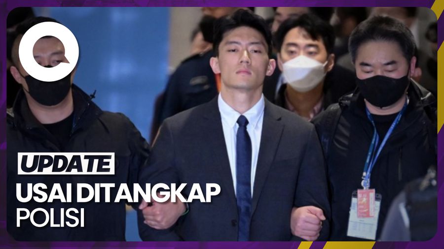 Warga Salah Fokus dengan Ketampanan Cucu Mantan Presiden Korsel