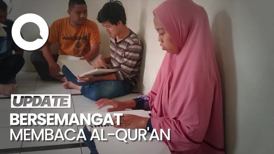 Melihat Khusyuknya Siswa Tunanetra di Majalengka Baca Al-Quran Braille