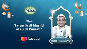 Tim Solat Tarawih di Masjid atau di Rumah?