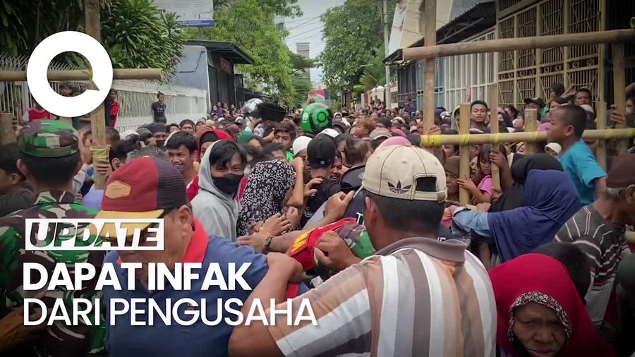 Ribuan Warga Makassar Rela Berdesakan Demi Rp 50 Ribu