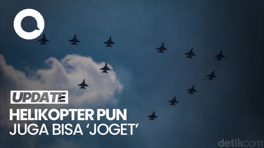 Manuver-manuver Keren Pesawat Tempur di HUT TNI AU