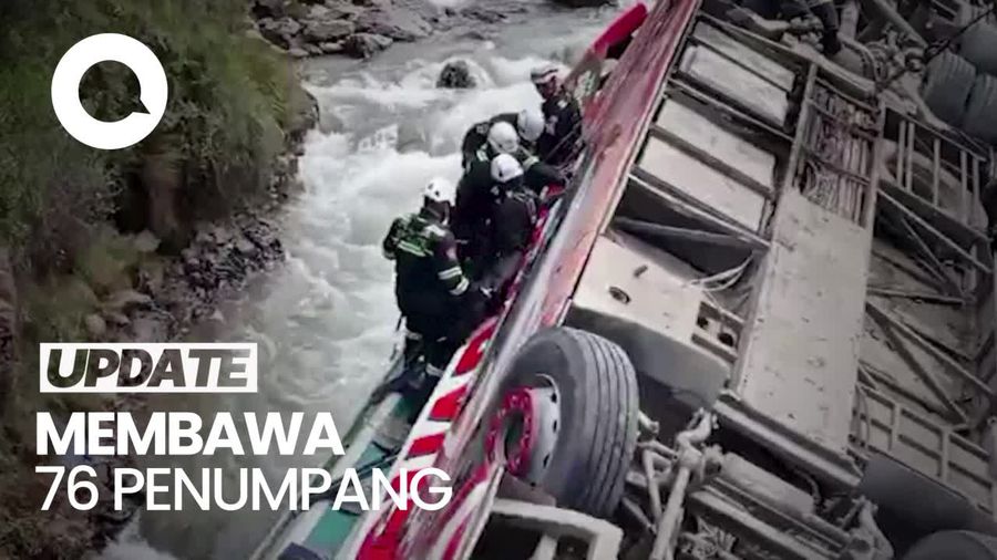 Penampakan Bus Tingkat di Peru Masuk Jurang, 10 Orang Tewas