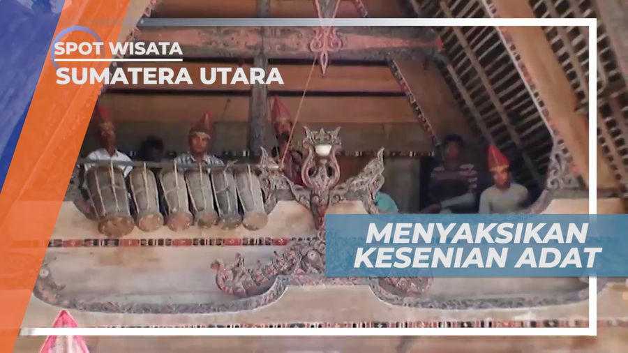 Menyaksikan Pertunjukan Kesenian Tradisional Pulau Samosir, Sumatera Utara