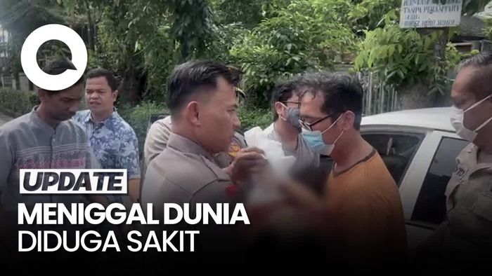 Kapolsek Pesanggrahan Evakuasi Jasad Pria Tewas di Mobil 