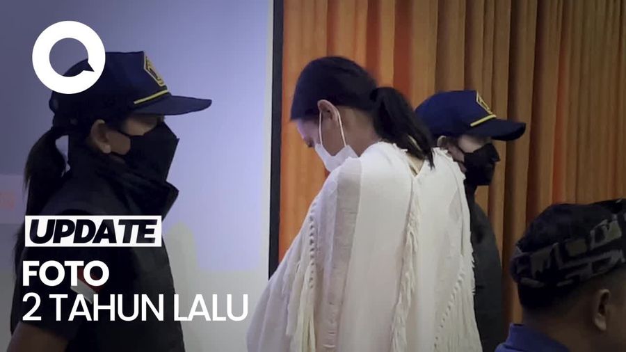 Bule Rusia yang Berfoto Bugil di Tempat Sakral Bali Diciduk