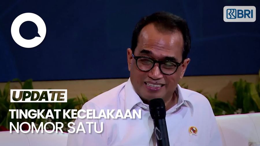Menhub Pelototi Bus Pariwisata Selama Masa Mudik