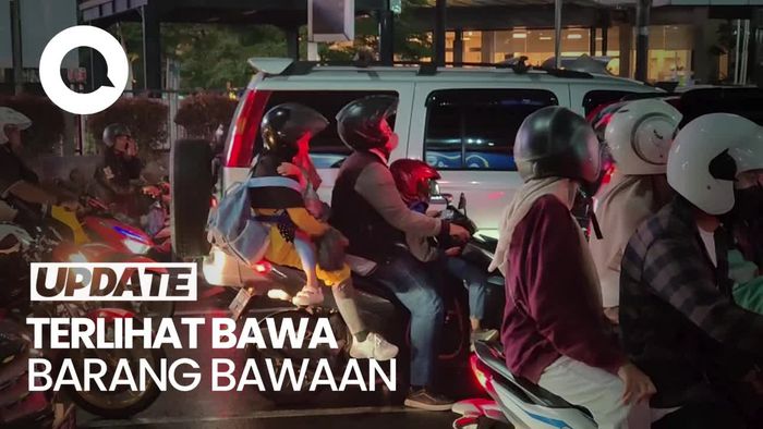 Lalin di Kalimalang Ramai Lancar Malam Ini, Pemudik Motor Mulai Melintas