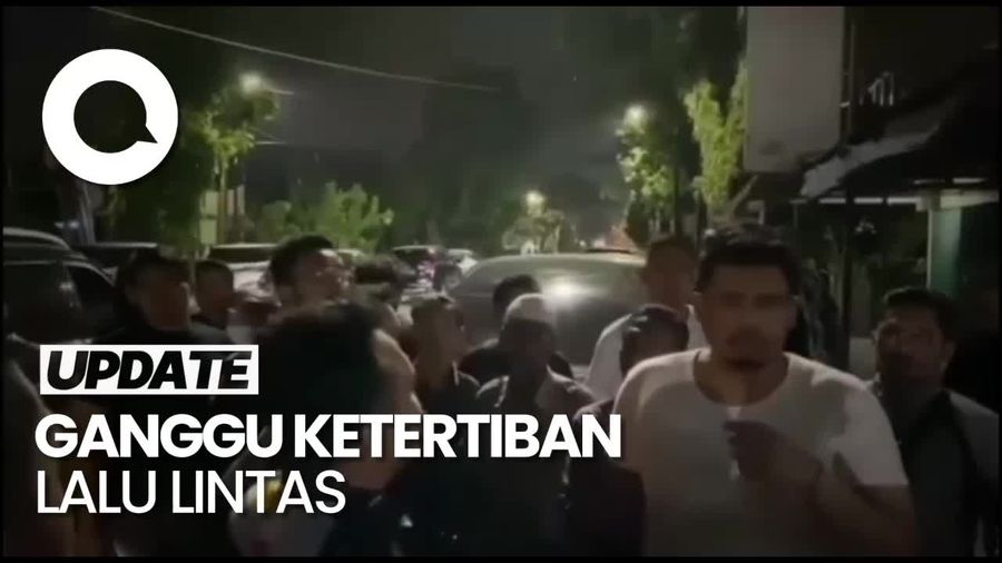 Saat Walkot Bobby Bubarkan Konvoi SOTR Ormas di Medan
