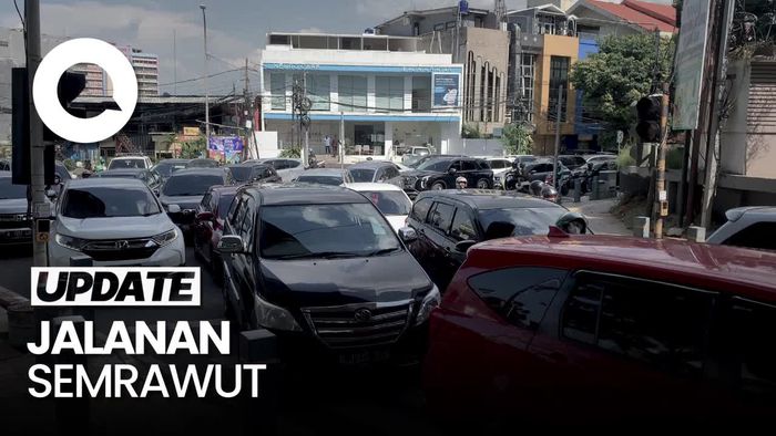 Simpang Pasar Santa Jaksel Masih Macet Parah Imbas Uji Coba Rekayasa Lalin