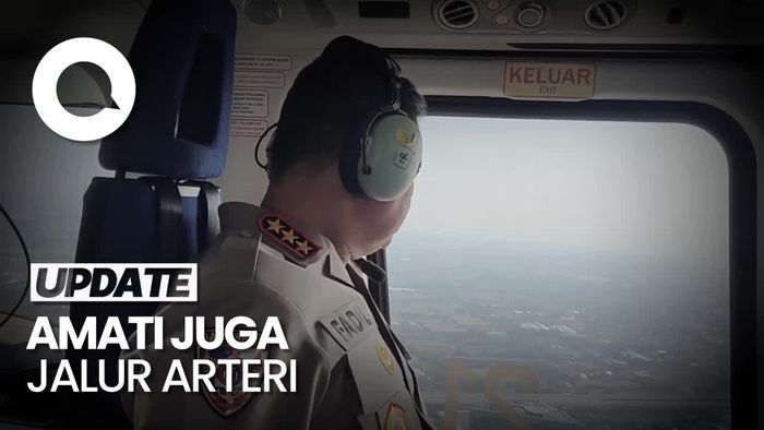 Kabaharkam Polri Pantau Lalin Arus Mudik Lewat Udara Tol Jakarta-Cirebon