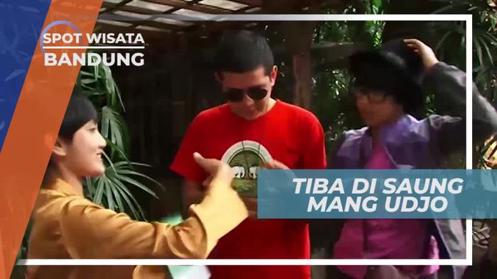 Berkunjung ke Saung Mang Udjo, Bandung