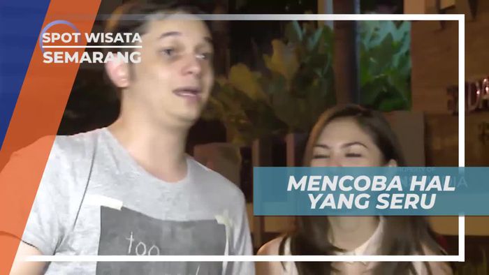 Mencoba Bermain Sepatu Roda di Kota Semarang