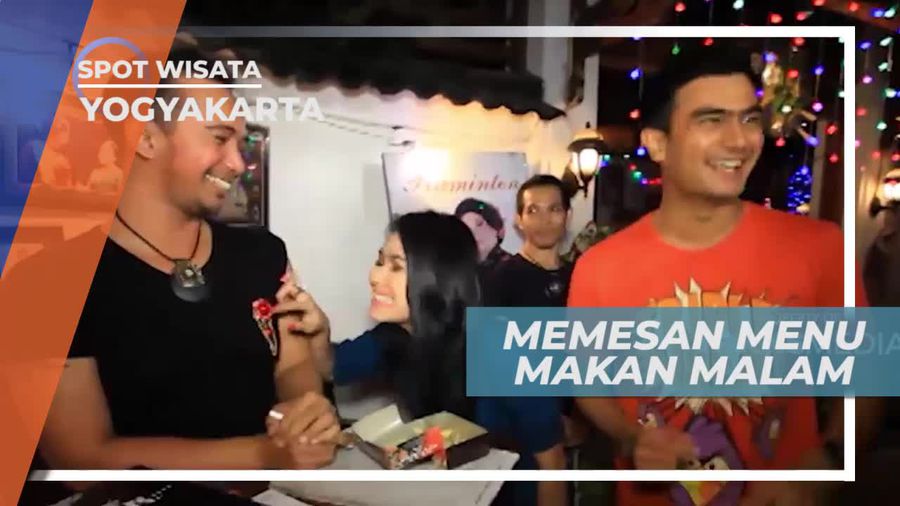 Memesan Menu Makan Malam di Resto Ternama Yogyakarta