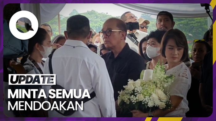 Doa Tantowi Yahya untuk Almarhum Carlos Saba