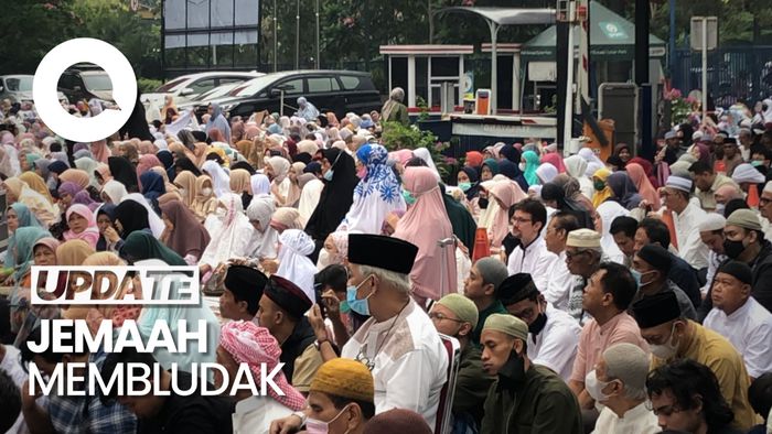 Suasana Pelaksanaan Salat Idul Fitri 21 April 2023 di Bekasi
