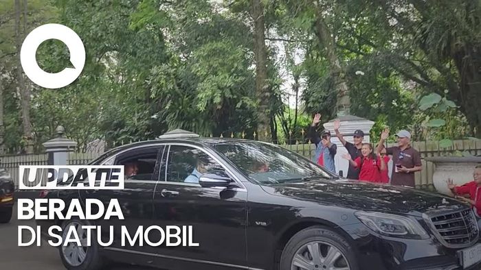 Momen Sumringah Ganjar dan Jokowi Semobil Tinggalkan Istana Batutulis