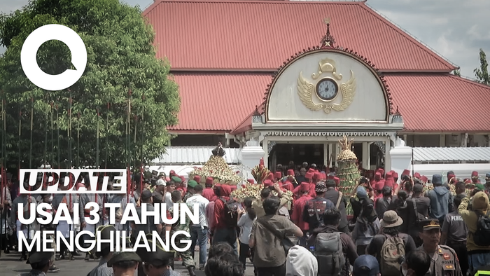 Momen Warga Antusias Berebut Gunungan Garebeg Syawal Yogyakarta
