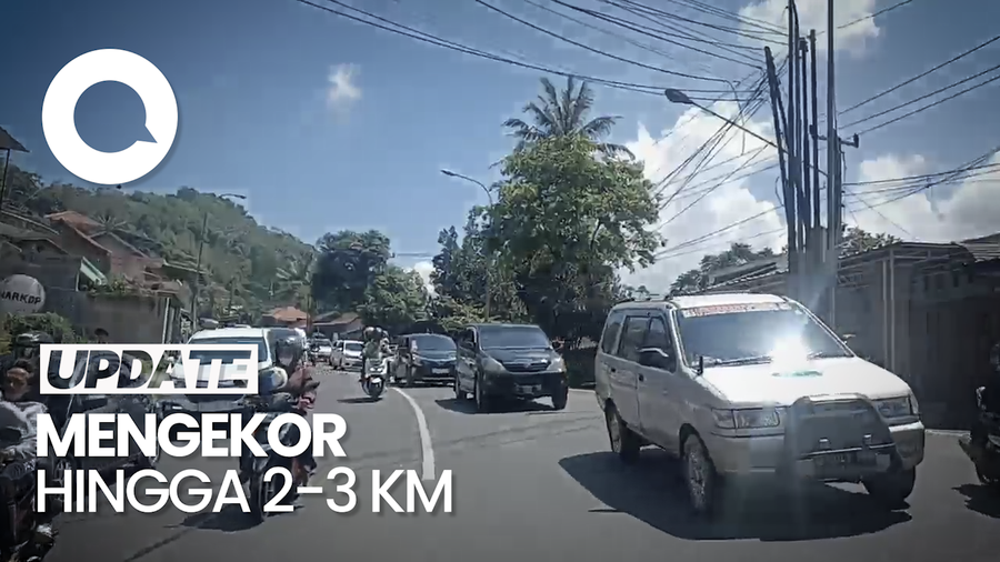 Lalin Arah Kadungora Garut Alami Kepadatan di Jalan Cagak Nagreg