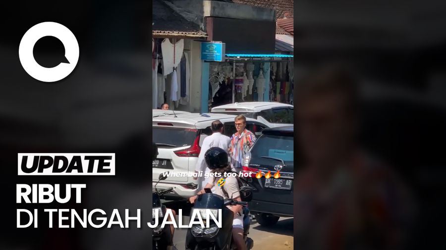 Ribut-ribut Bule Vs Pria Berpakaian Adat Bali, Polisi Tunggu Laporan