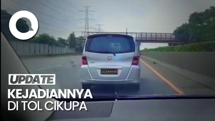 Heboh Mobil Freed Berpelat Polri Palsu Pakai Rotator Diciduk Polisi