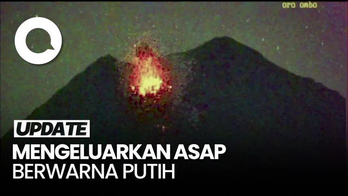 Gunung Semeru Lontarkan Guguran Lava Pijar Sejauh 2 Km