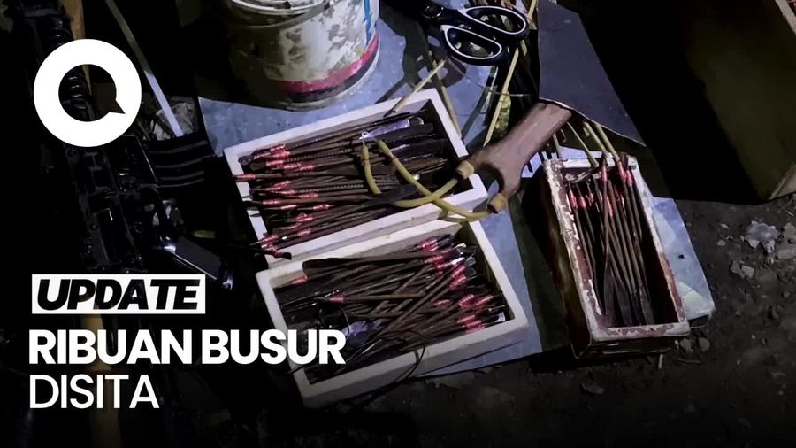 Polisi Gerebek Gudang Busur Panah, 3 Orang Diamankan