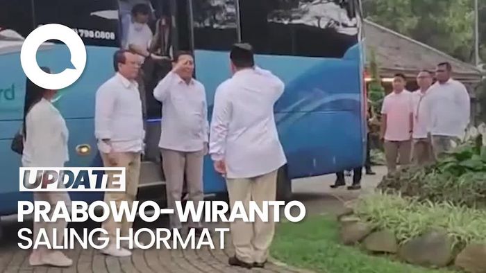 Bertemu Prabowo, Wiranto Kenakan Baju Putih-Cokelat Mirip Gerindra