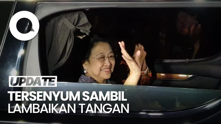 Senyum Mega Tinggalkan Istana usai Pertemuan Jokowi dan 6 Ketum