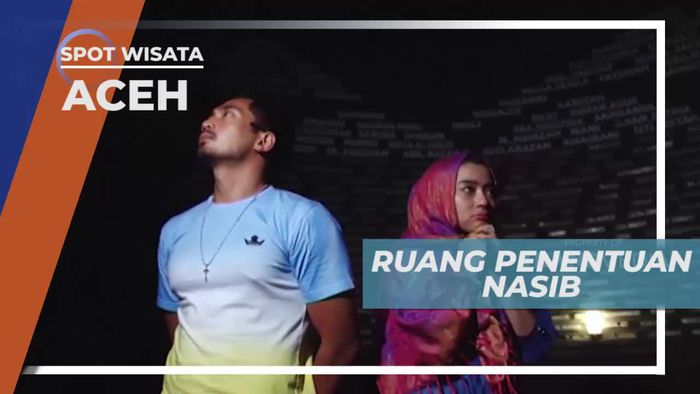 Melihat Nama Para Korban di Ruang Penentuan Nasib Museum Tsunami Aceh 