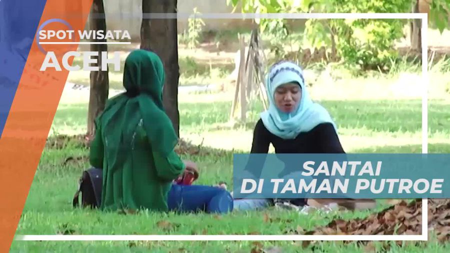 Beristirahat Sejenak di Taman Putroe Phang Aceh