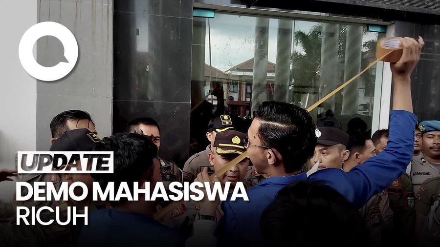Demo Mahasiswa di Kantor Bupati Pandeglang Ricuh