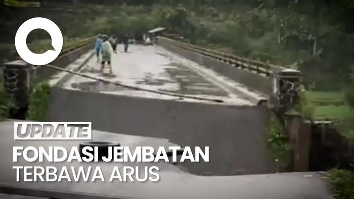 Detik-detik Jembatan Ambruk di Tasikmalaya, Warga Panik!
