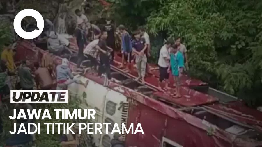Bus Masuk Jurang di Tegal, Warga Ramai-ramai Evakuasi Penumpang