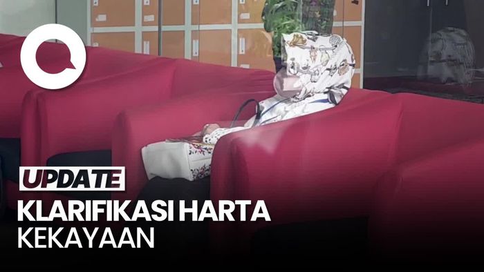 Momen Kadinkes Lampung Penuhi Panggilan KPK