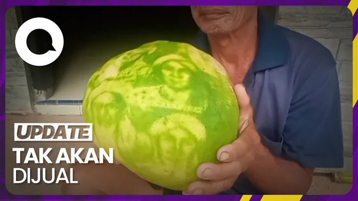 Heboh Jeruk Bali Bergambar Wali Songo di Jepara